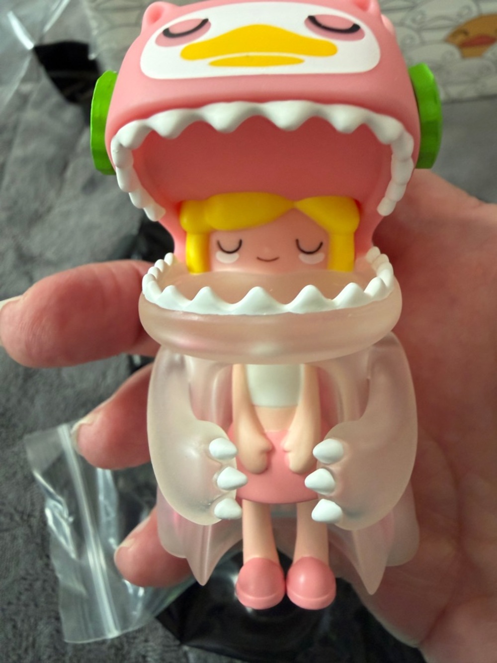Umasou yayayaya series “Skin Care Duckgether” pink and white beads.